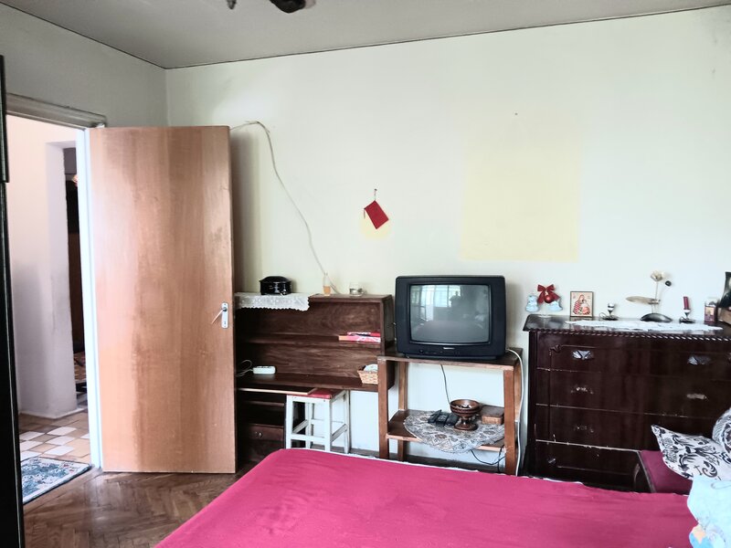 Piata Progresul, Sectia 16 politie,