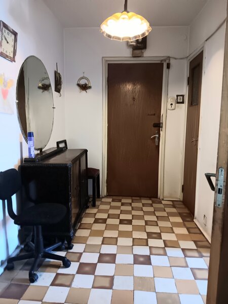 Piata Progresul, Sectia 16 politie,